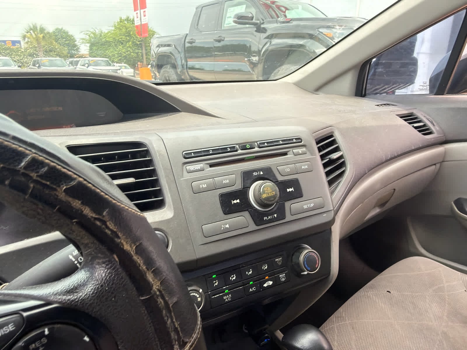 Used 2012 Polished Metal Metallic Honda LX image 18
