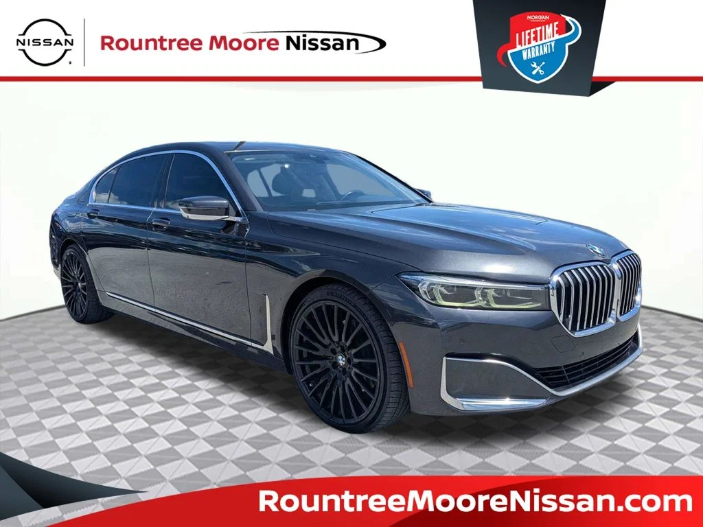 2020 BMW 7 Series 740i's photo