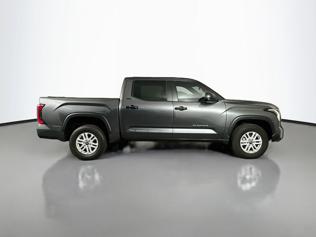2025 Toyota Tundra SR5 - Photo 9