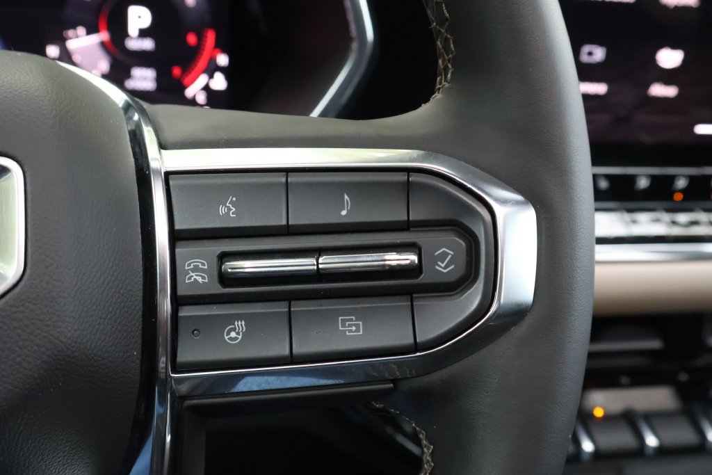 2025 GMC Canyon Denali - Photo 34