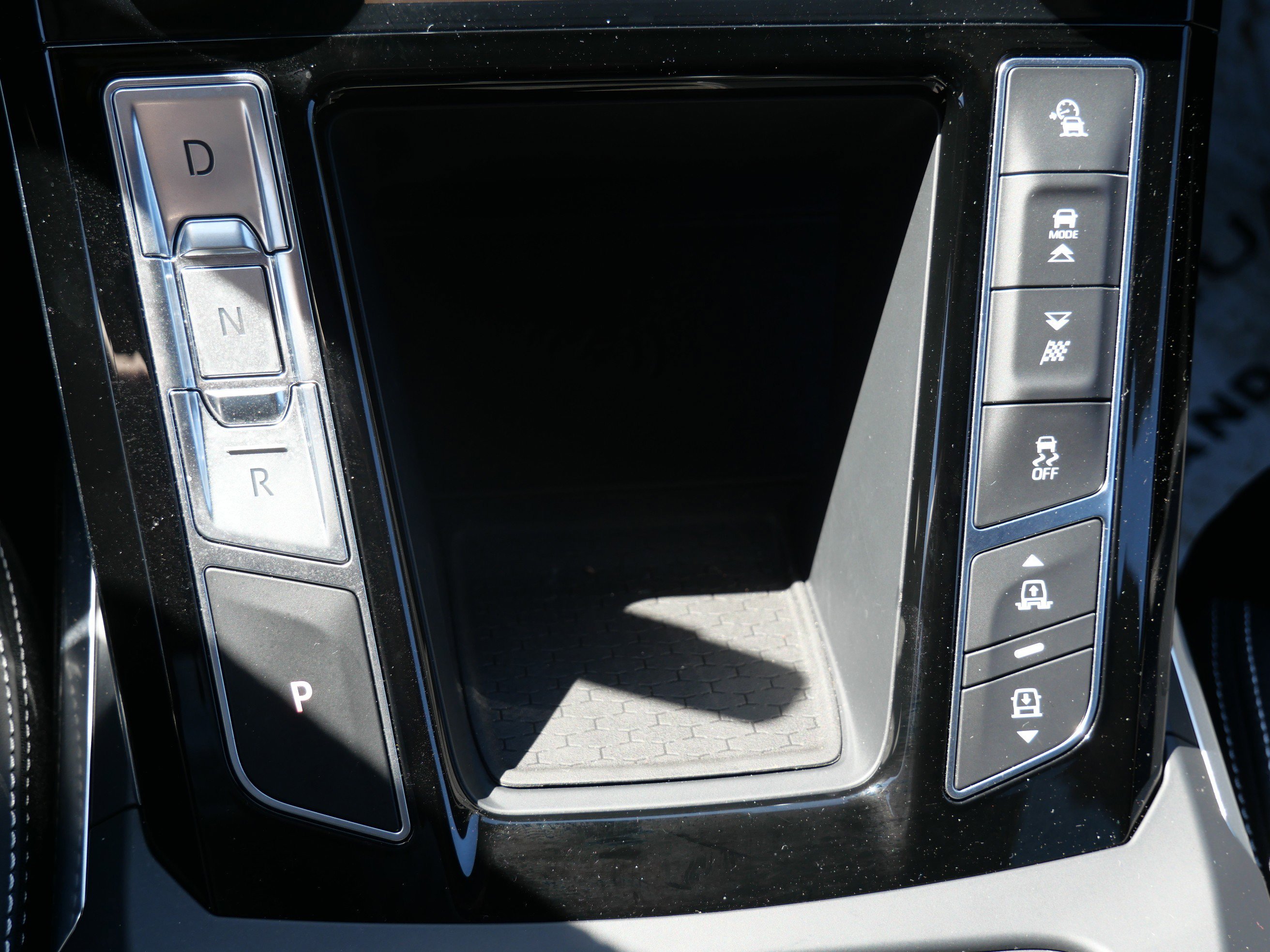 Used 2024 OTSUNI PEARL Jaguar R-Dynamic HSE image 21