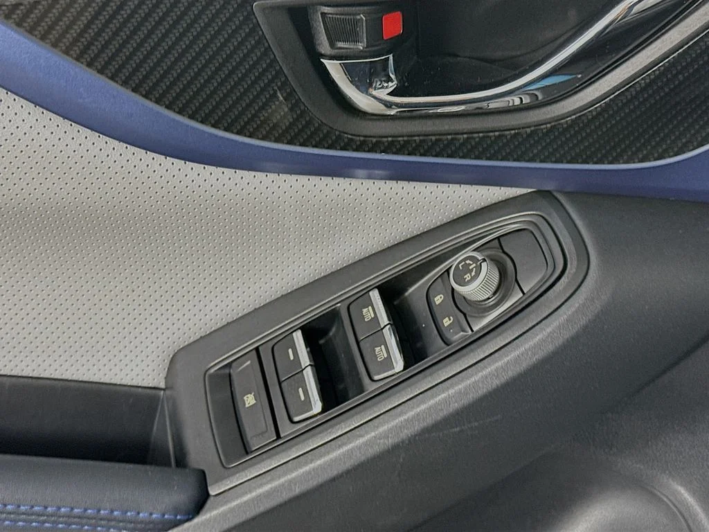 Used 2019 Blue Subaru Hybrid image 21