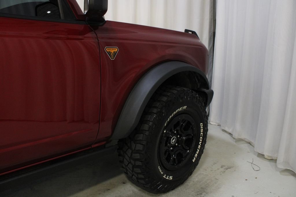 Used 2025 Ruby Red Metallic Ford Badlands image 25