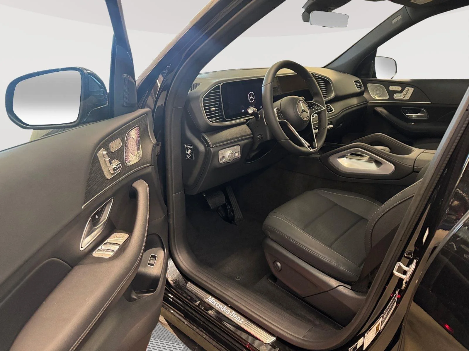New 2026 Obsidian Black Metallic Mercedes-Benz GLE 350 image 11