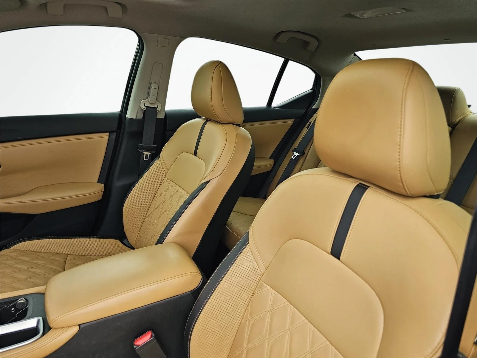Used 2024 Super Black Nissan SV image 16