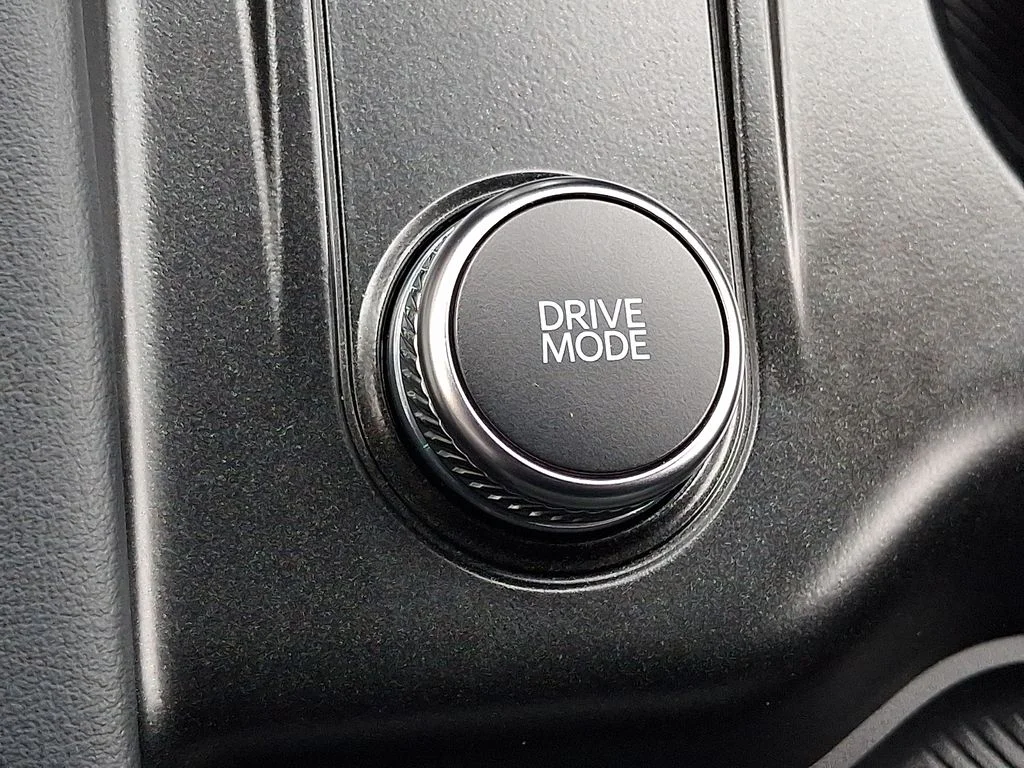 2026 Ford Explorer ST-Line - Photo 26