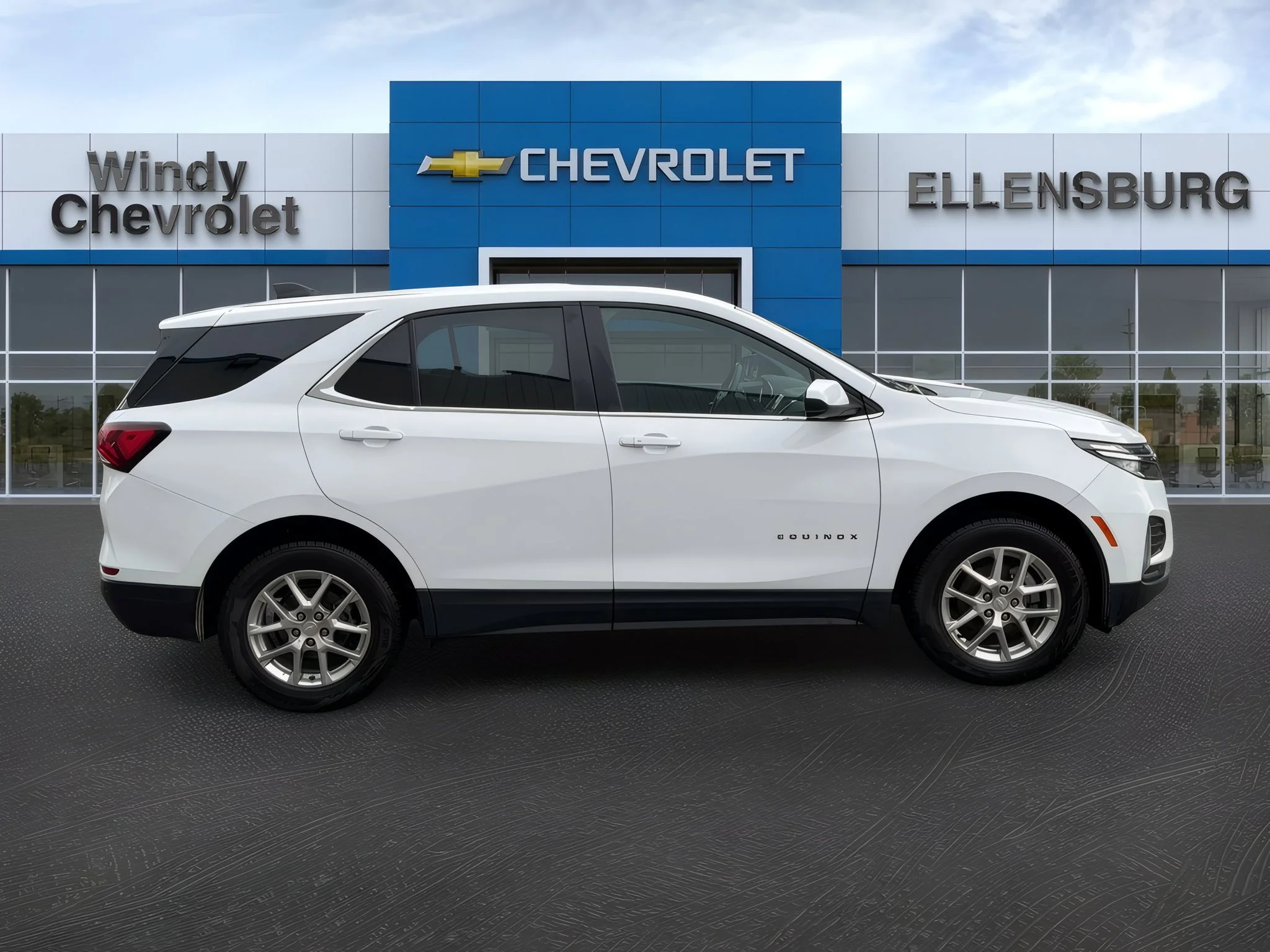 2024 Chevrolet Equinox LT - Photo 8
