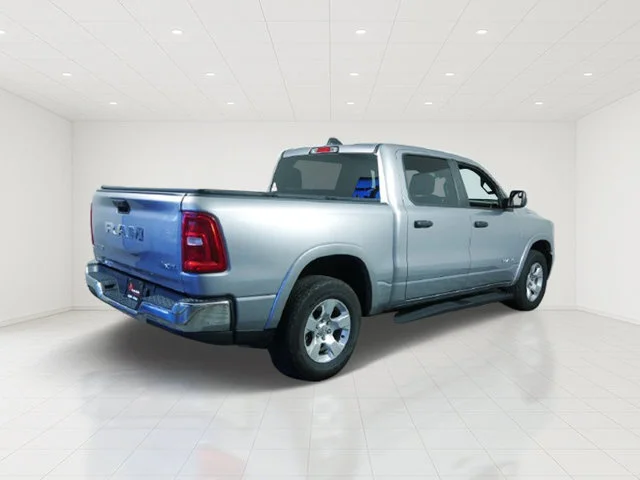 Certified Used 2025 Silver Ram Big Horn/Lone Star image 7