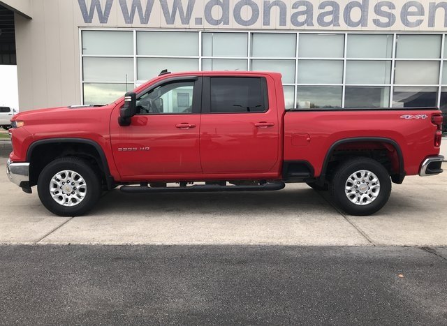 2024 Chevrolet Silverado 3500HD LT photo 4