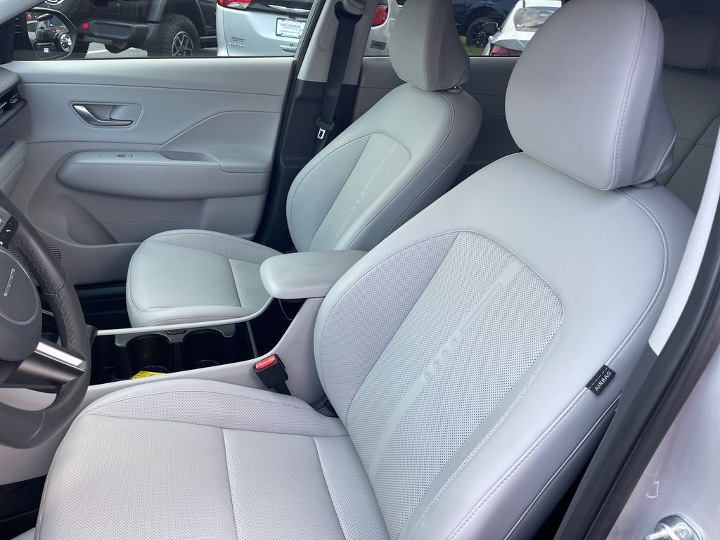 2026 Hyundai Kona SEL Premium - Photo 12