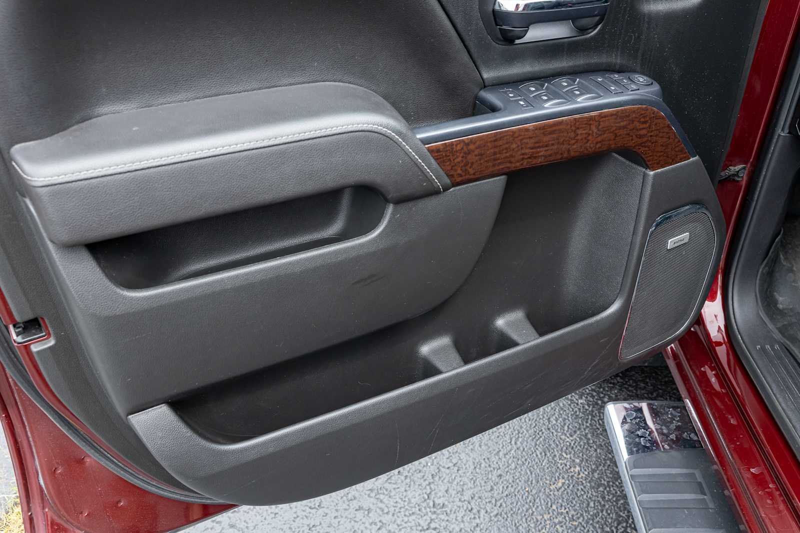 Used 2017 Crimson Red Tintcoat GMC SLT image 14