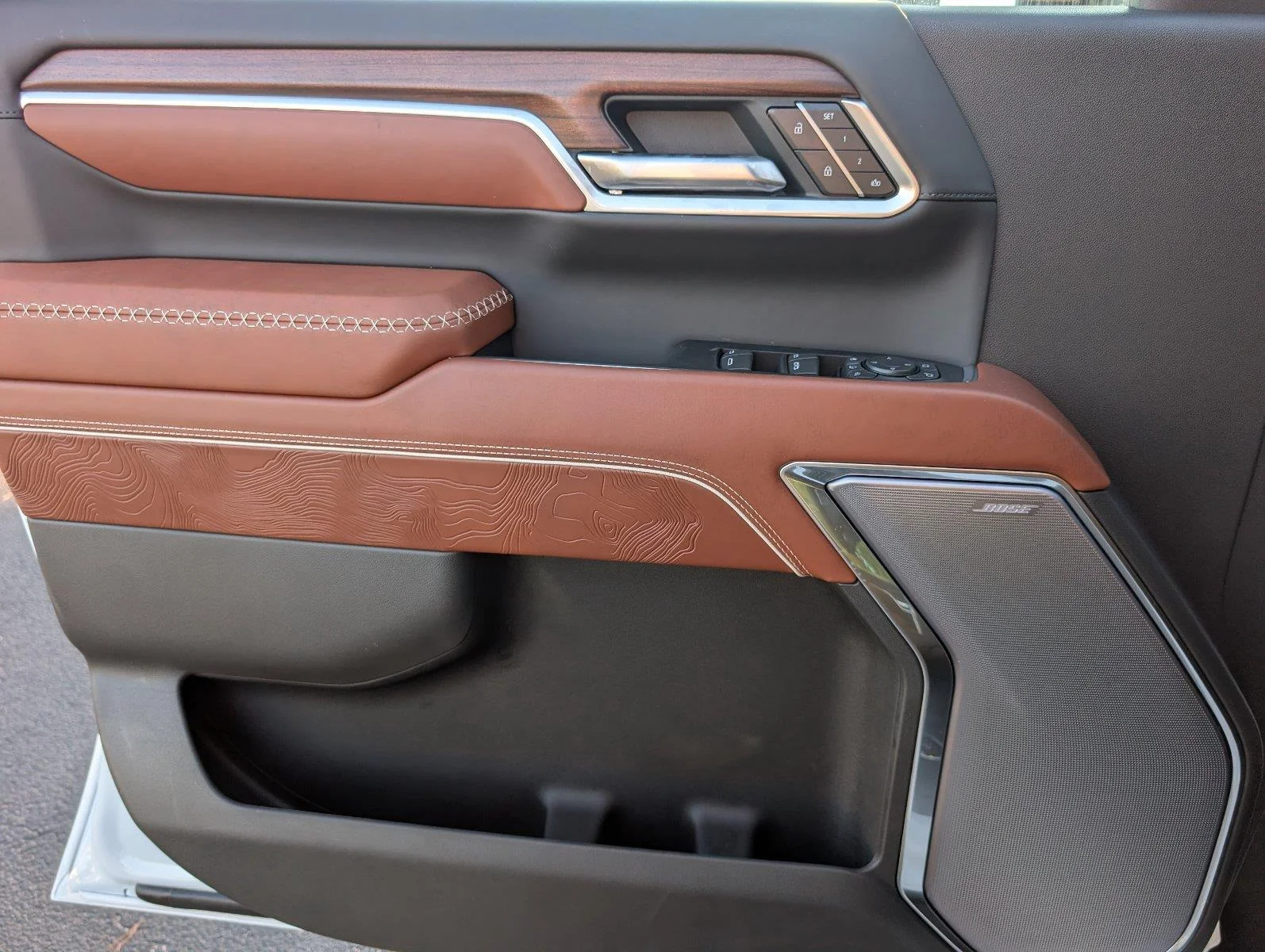 New 2026 Summit White GMC Denali Ultimate image 19