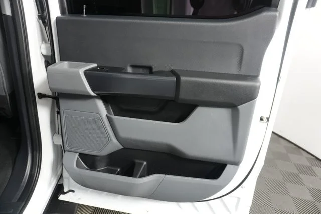 Certified Used 2024 Oxford White Ford XL image 31