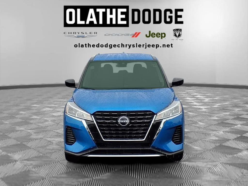 Used 2025 Blue Nissan S image 28