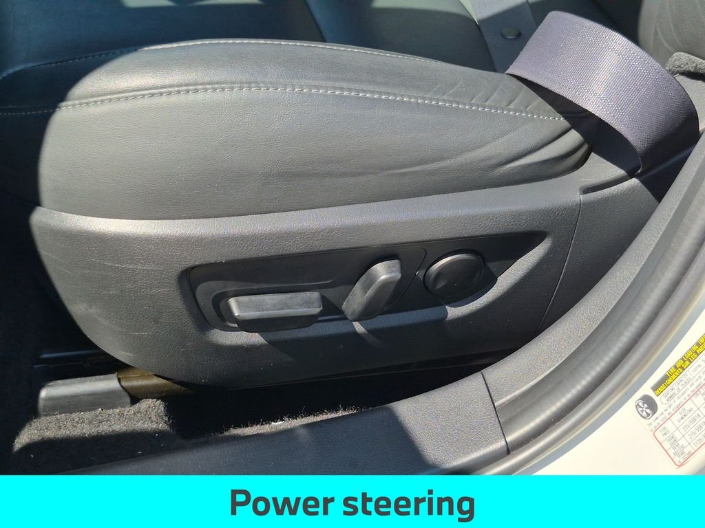 Used 2021 White Mazda Turbo image 18
