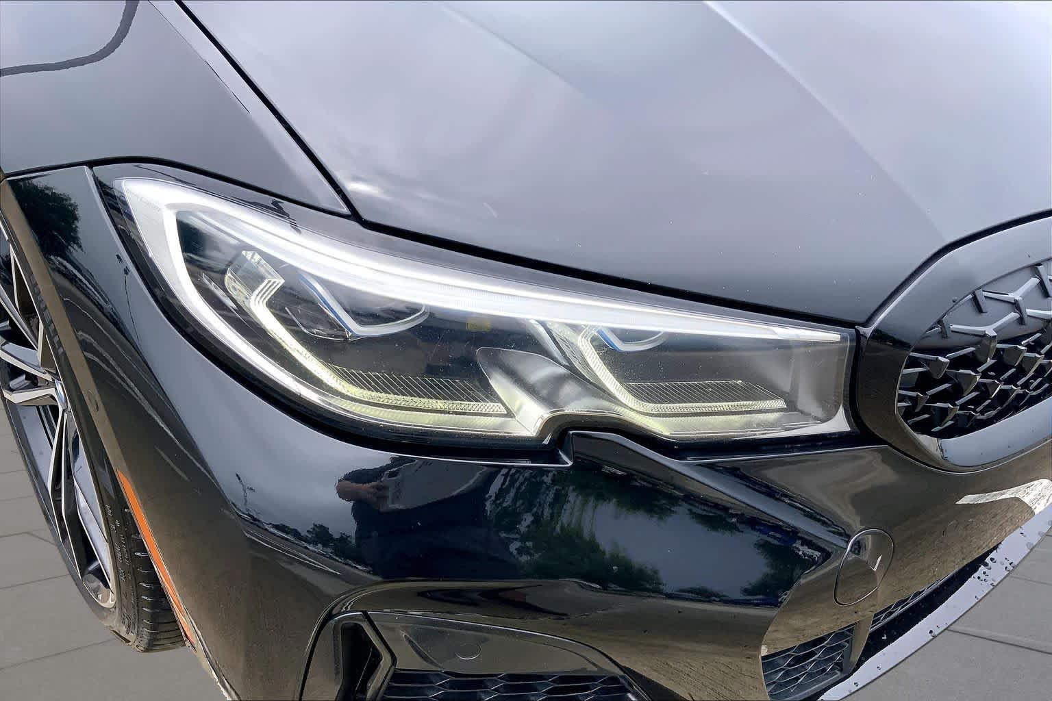 Used 2021 Black Sapphire Metallic BMW M340i image 27