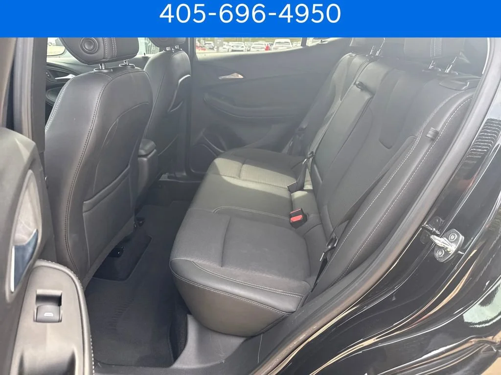 Pre-Owned 2021 Buick Encore GX Select