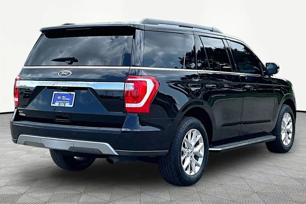Certified Used 2020 Agate Black Metallic Ford XLT image 2