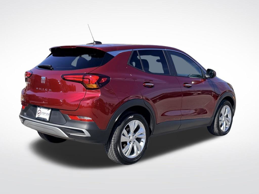Used 2025 Red Buick Preferred image 7