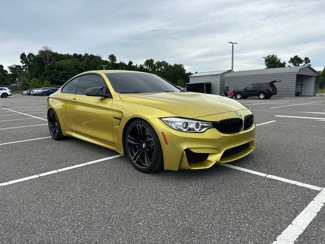 2017 BMW M4  RWD photo