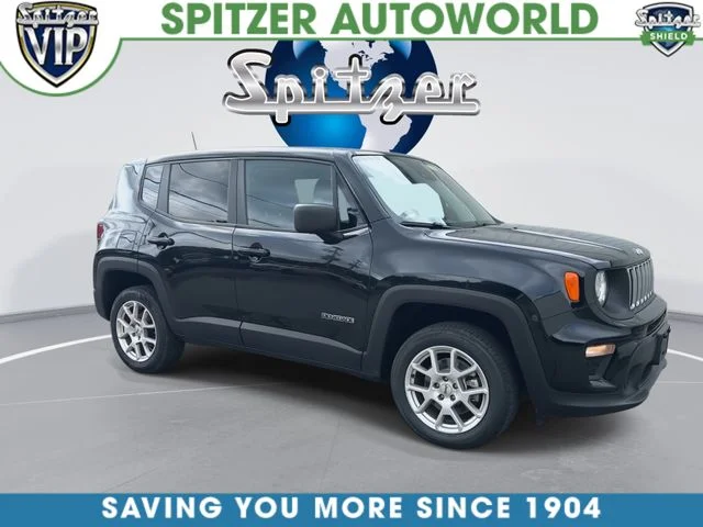 Used 2023 Black Jeep Latitude image 2