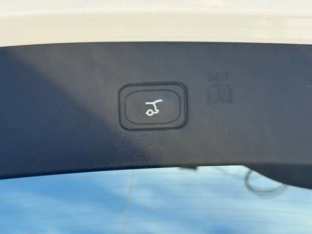 Used 2024 White Ford Titanium image 17