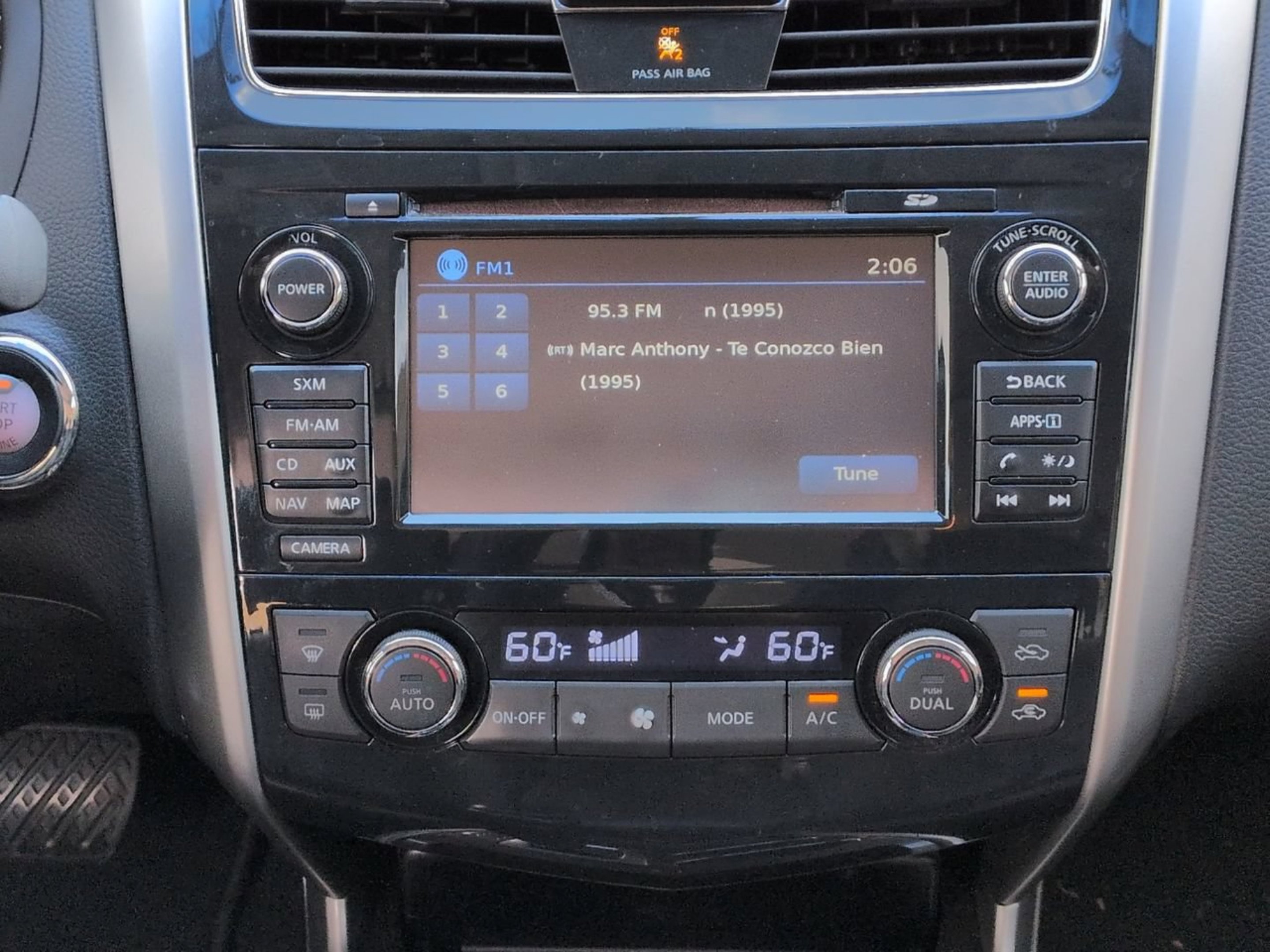 Used 2014 Gun Metallic Nissan 2.5 SL image 14