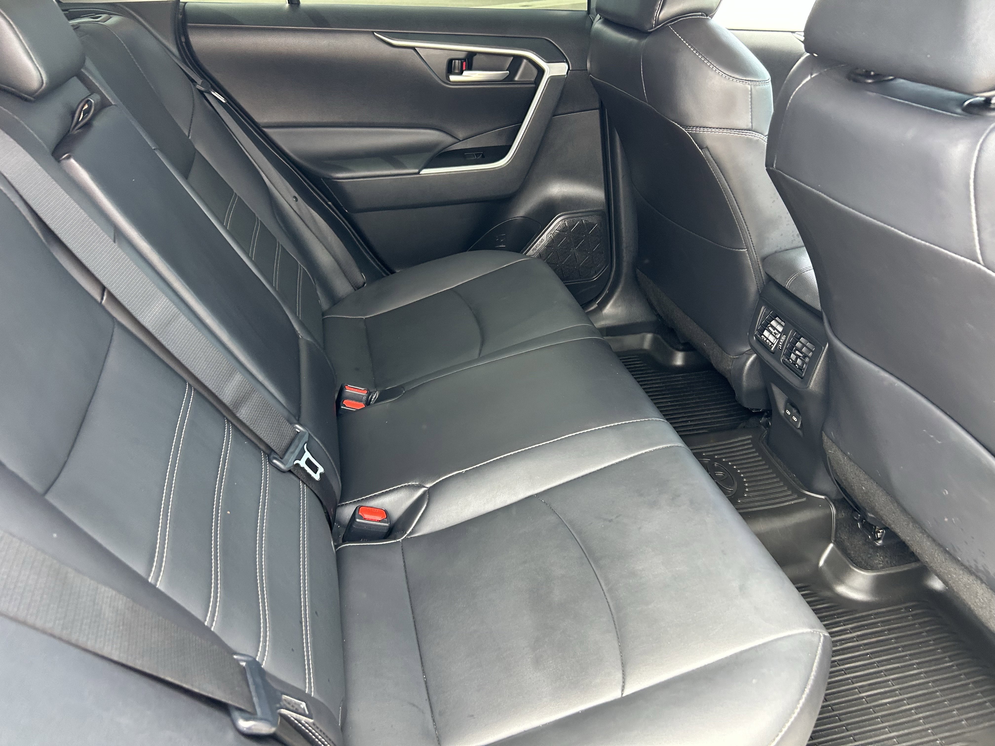 Used 2024 Silver Toyota XLE Premium image 14