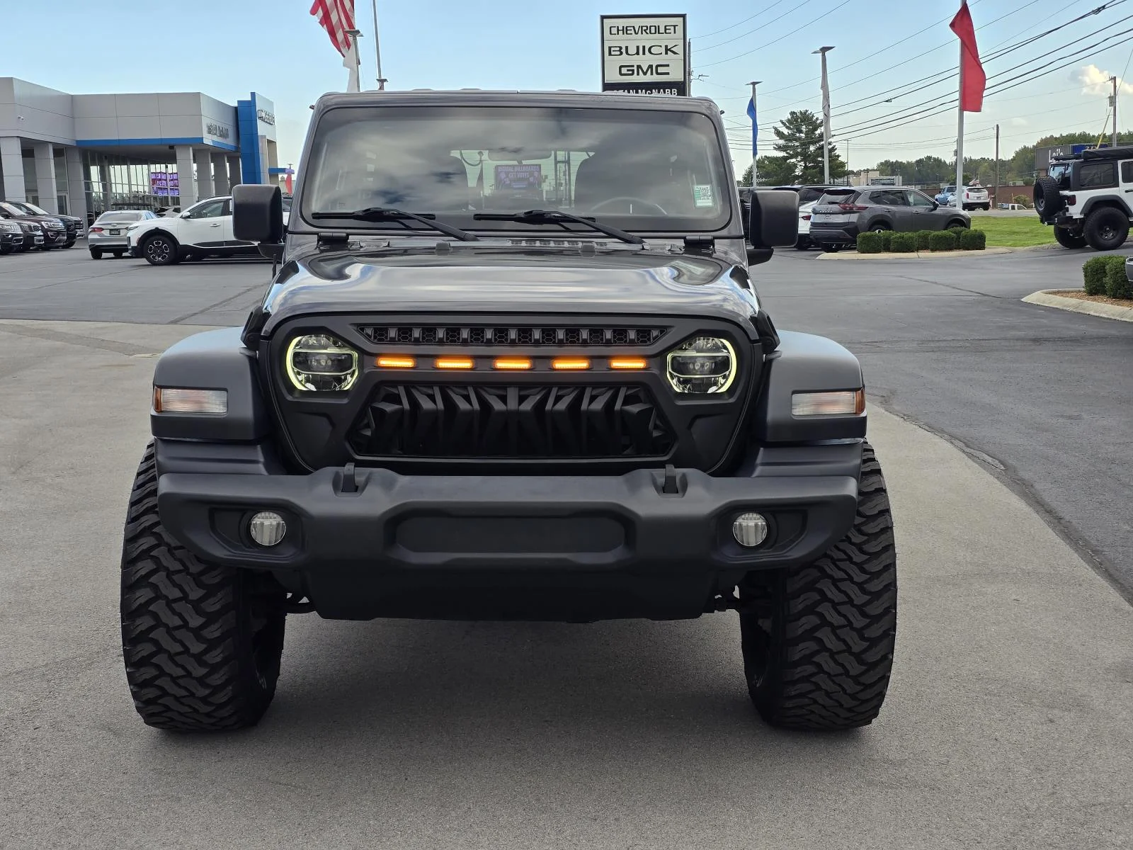 Used 2020 Granite Crystal Metallic Clearcoat Jeep Willys image 2