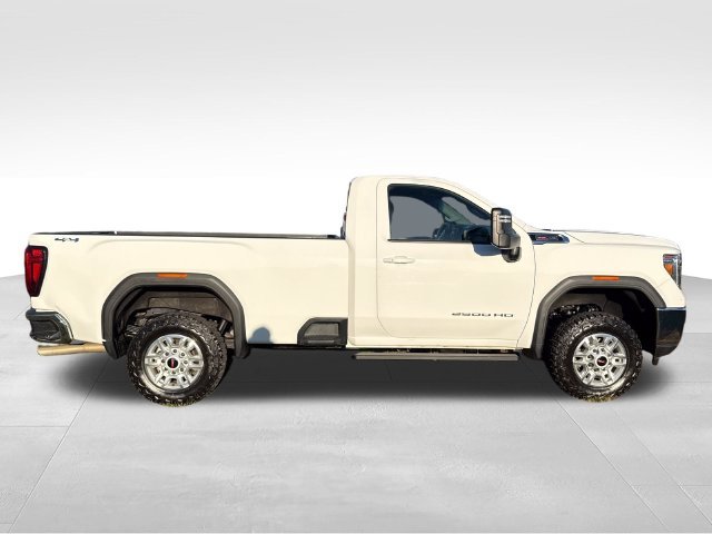 Used 2022 White GMC SLE image 6
