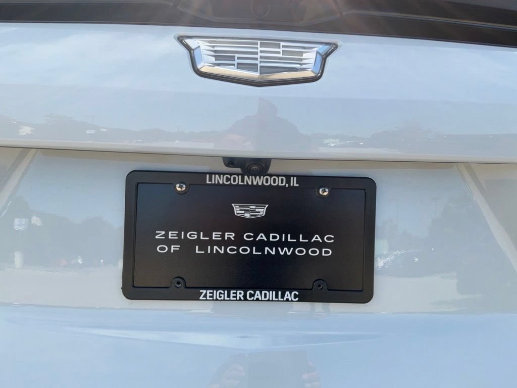 2027 Cadillac OPTIQ Luxury - Photo 18