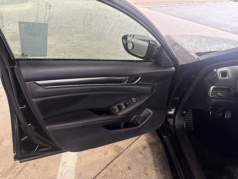 Used 2019 Crystal Black Pearl Honda Sport 2.0T image 9