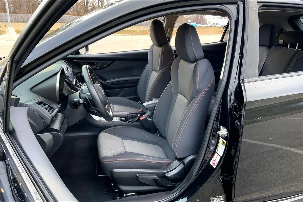 Used 2020 Black Subaru Premium image 24