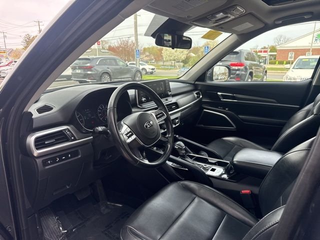 Used 2020 Gray Kia S image 9