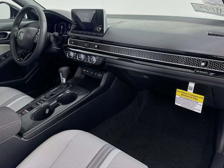 New 2026 Platinum White Pearl Honda Sport image 38