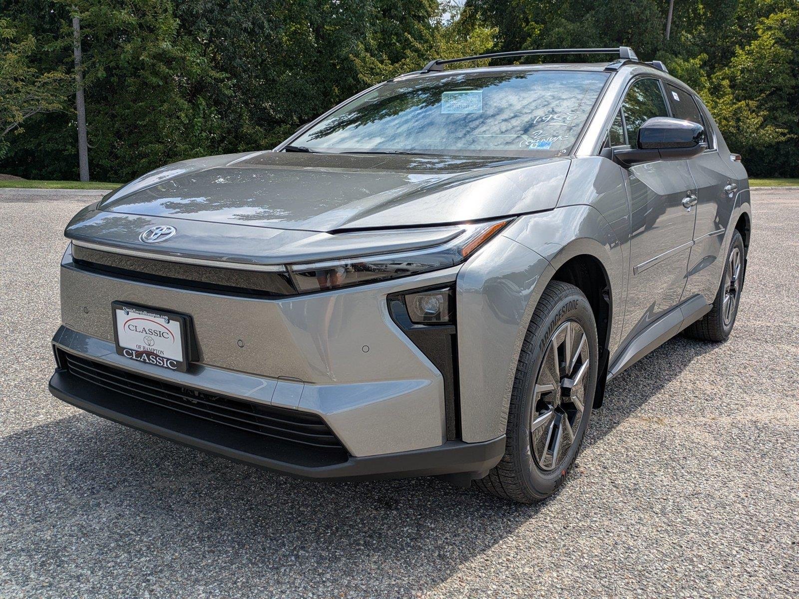 New 2026 Heavy Metal Toyota XLE image 8