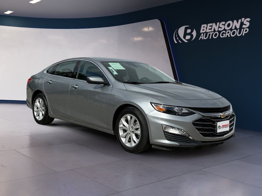 Used 2024 Gray Chevrolet LT image 7