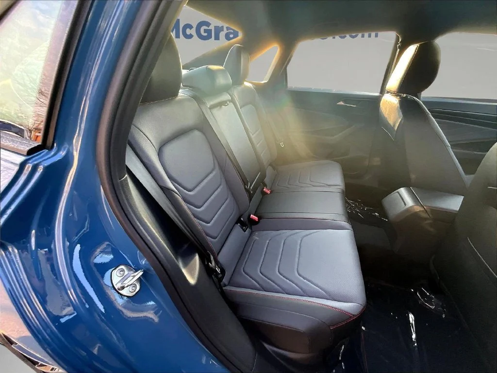 New 2027 Monterey Blue Pearl Volkswagen 2.0T Autobahn image 10