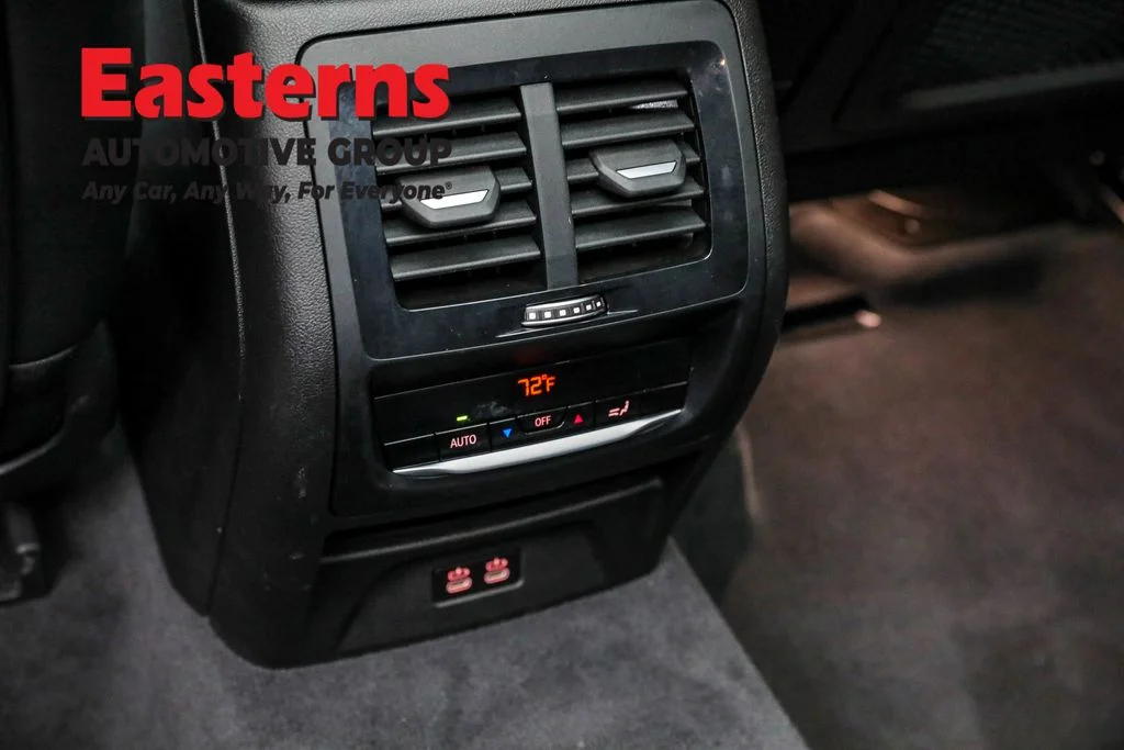 Used 2022 Gray BMW sDrive30i image 23