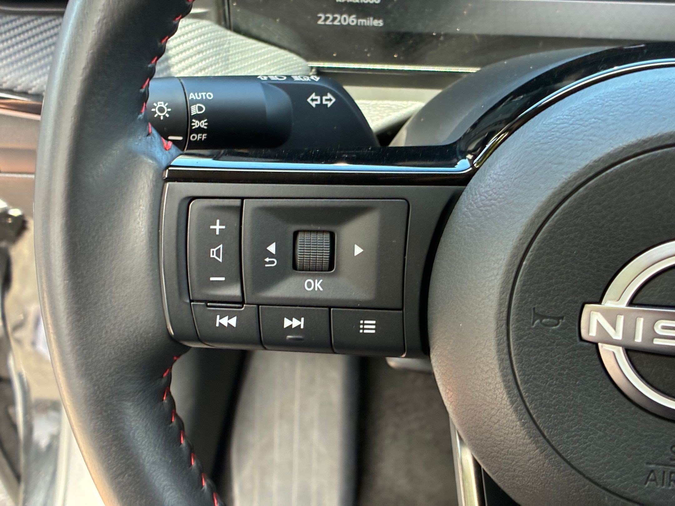 Certified Used 2025 Super Black Nissan SR image 17