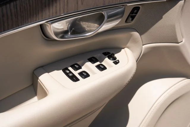 Used 2024 Crystal White Volvo Ultimate image 53