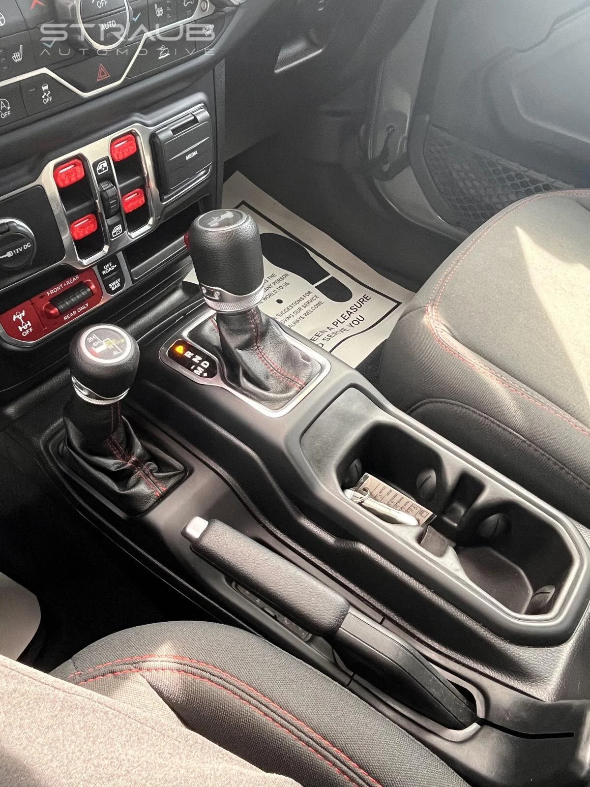 Used 2021 Sting-Gray Clearcoat Jeep Unlimited Rubicon image 23
