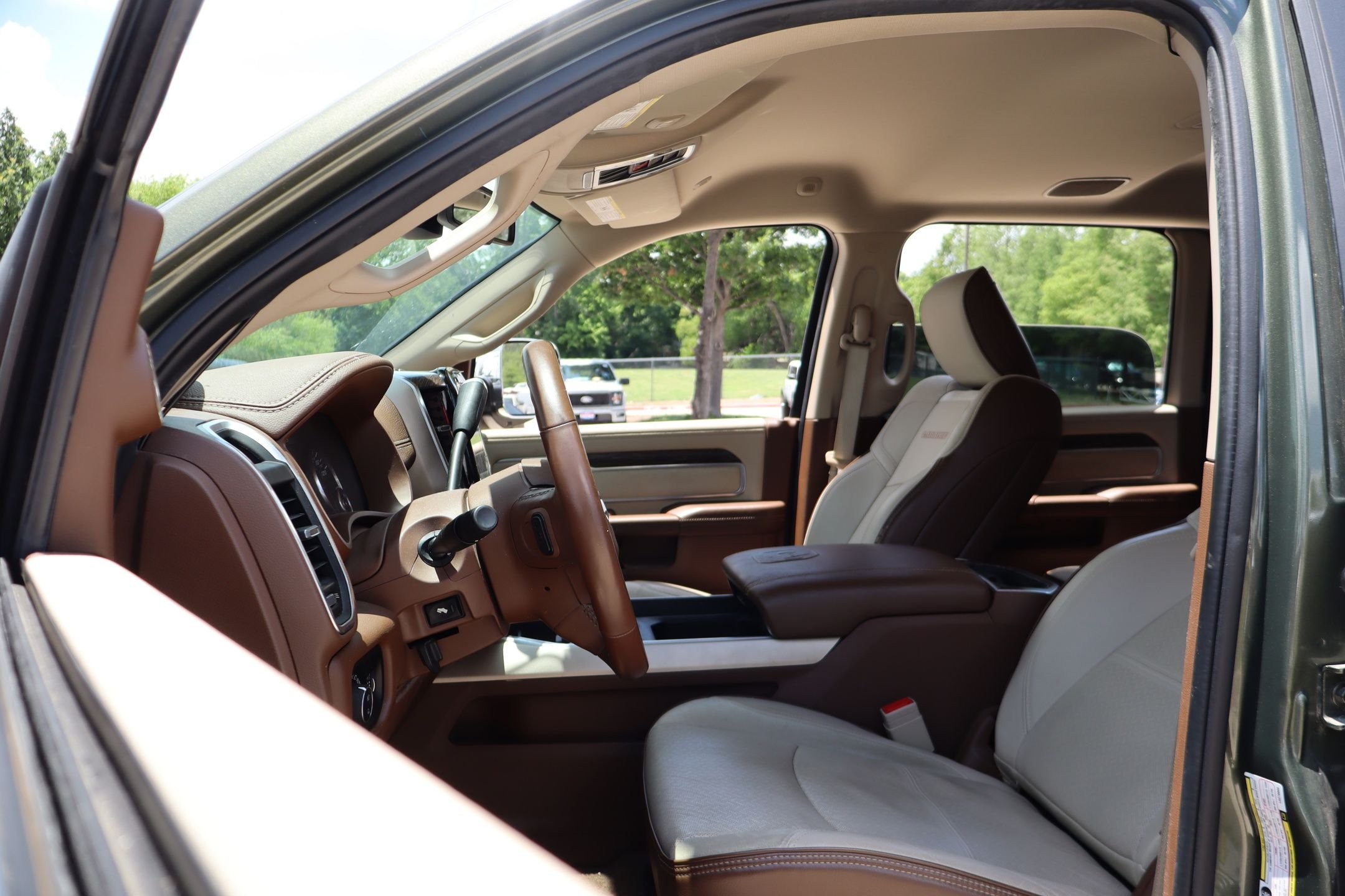 Used 2020 Olive Green Ram Laramie image 18