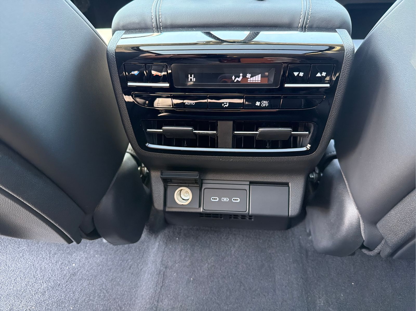 New 2026 Platinum White Pearl Acura Technology Package image 36