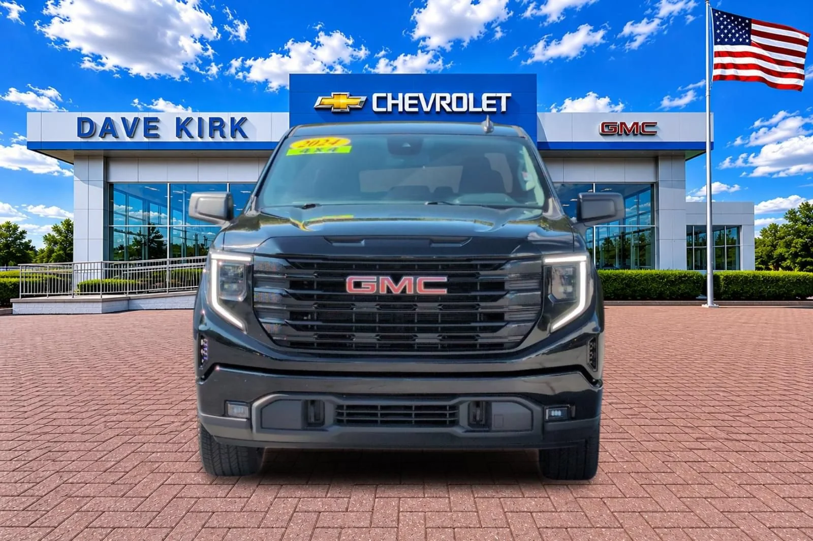 Used 2024 Onyx Black GMC Elevation image 8