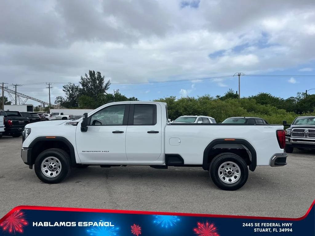 New 2026 Summit White GMC Pro image 4