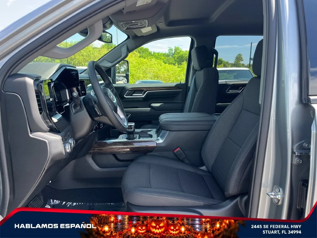 New 2026 Sterling Metallic GMC Elevation image 12