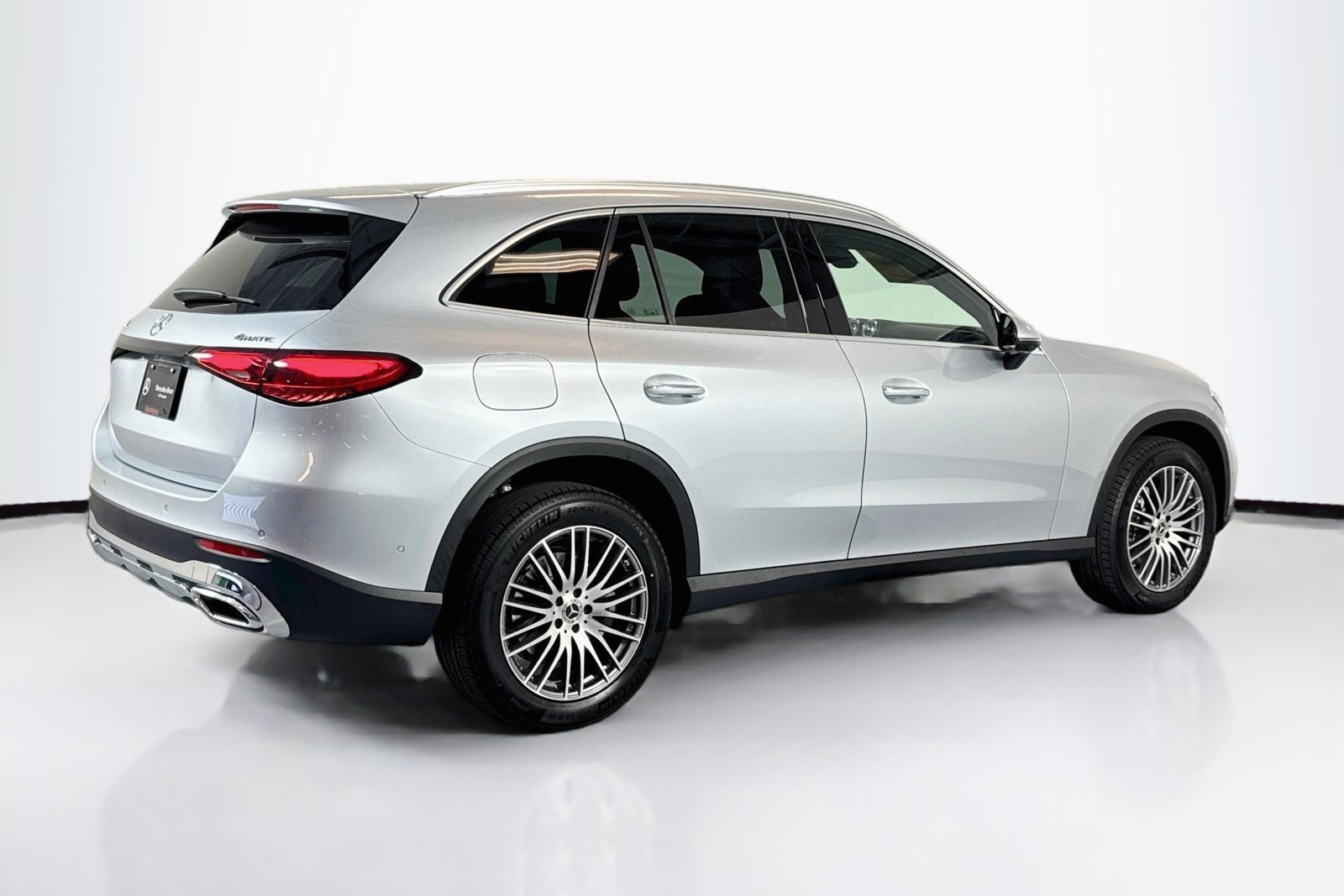 New 2026 Cirrus Silver Metallic Mercedes-Benz GLC 300 image 5