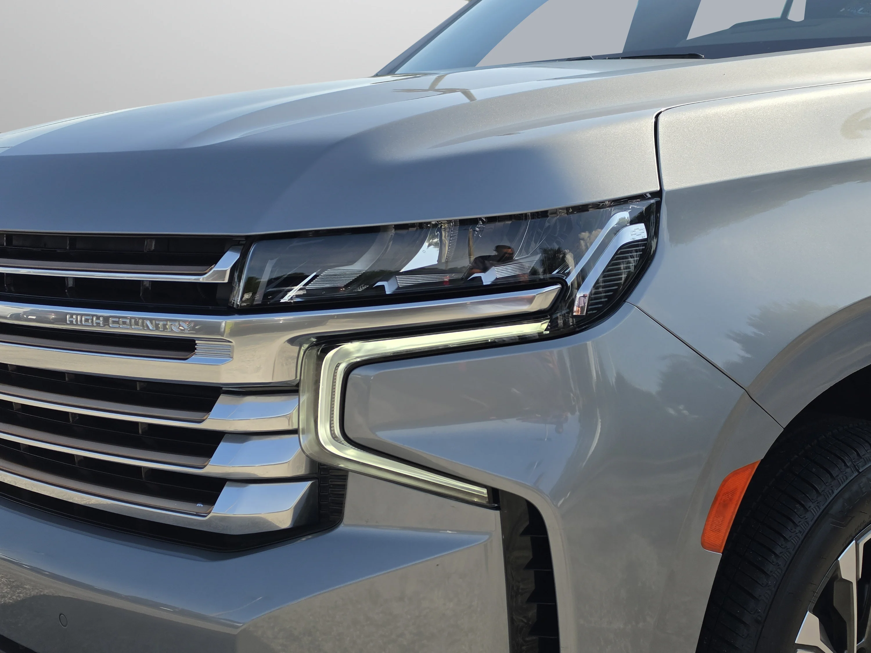 Used 2024 Sterling Gray Metallic Chevrolet High Country image 13