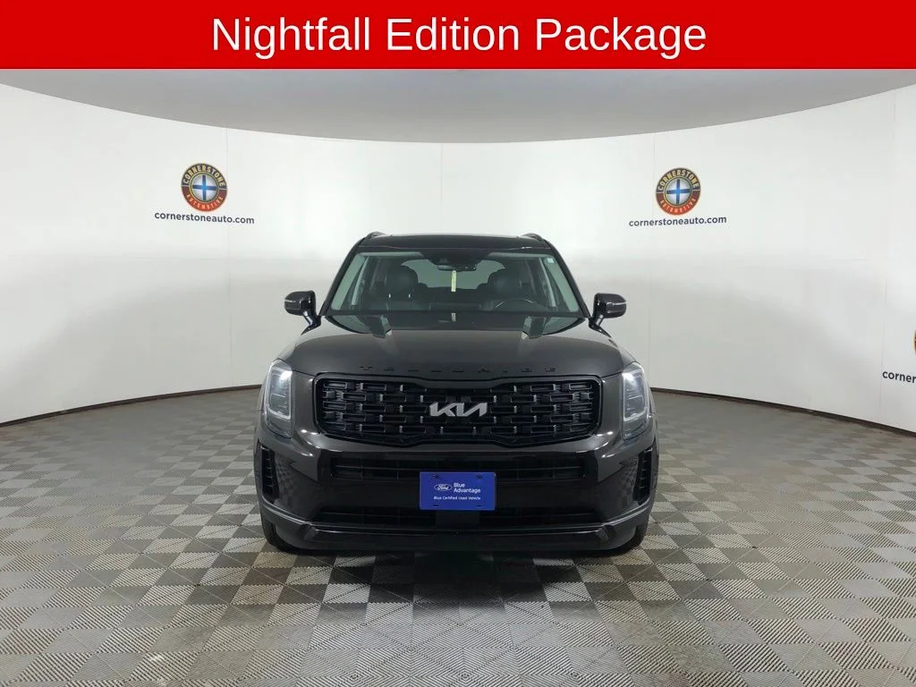 Used 2022 Black Kia EX image 19